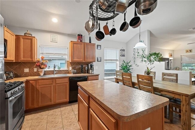 Building Photo - 1277 Sweet Gum Dr