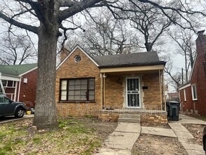 Building Photo - 7334 Thatcher St