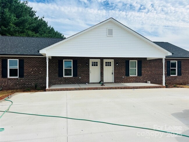 Primary Photo - 3291 Paul Elmore Rd