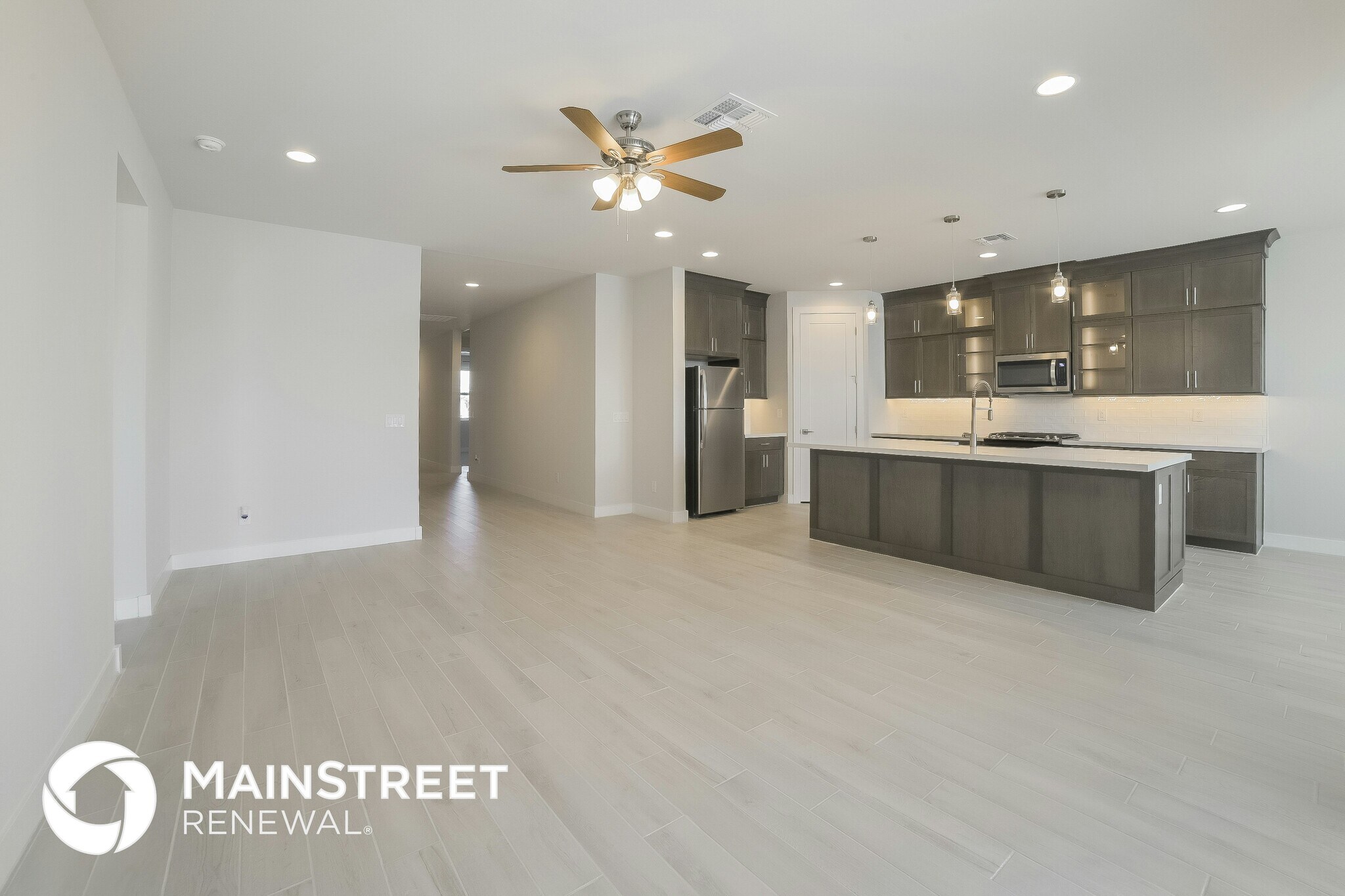 Building Photo - 6907 W Allen St