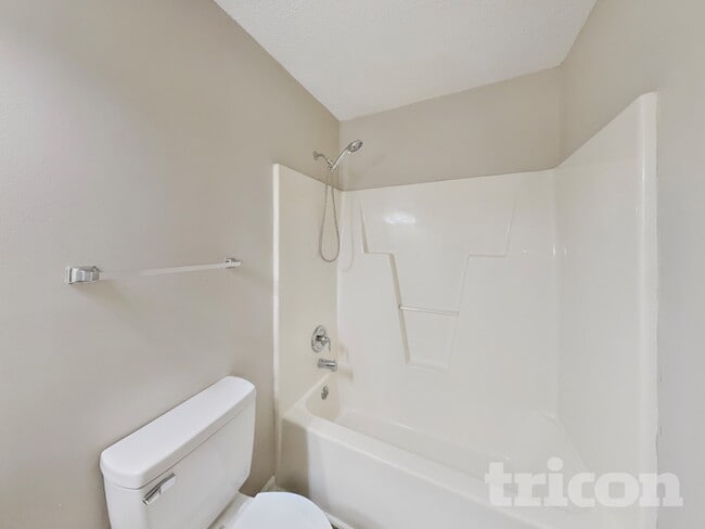 Building Photo - 149 Cambridge Elm Dr