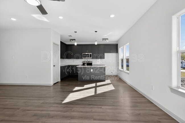 Building Photo - 4423 Brinkley St