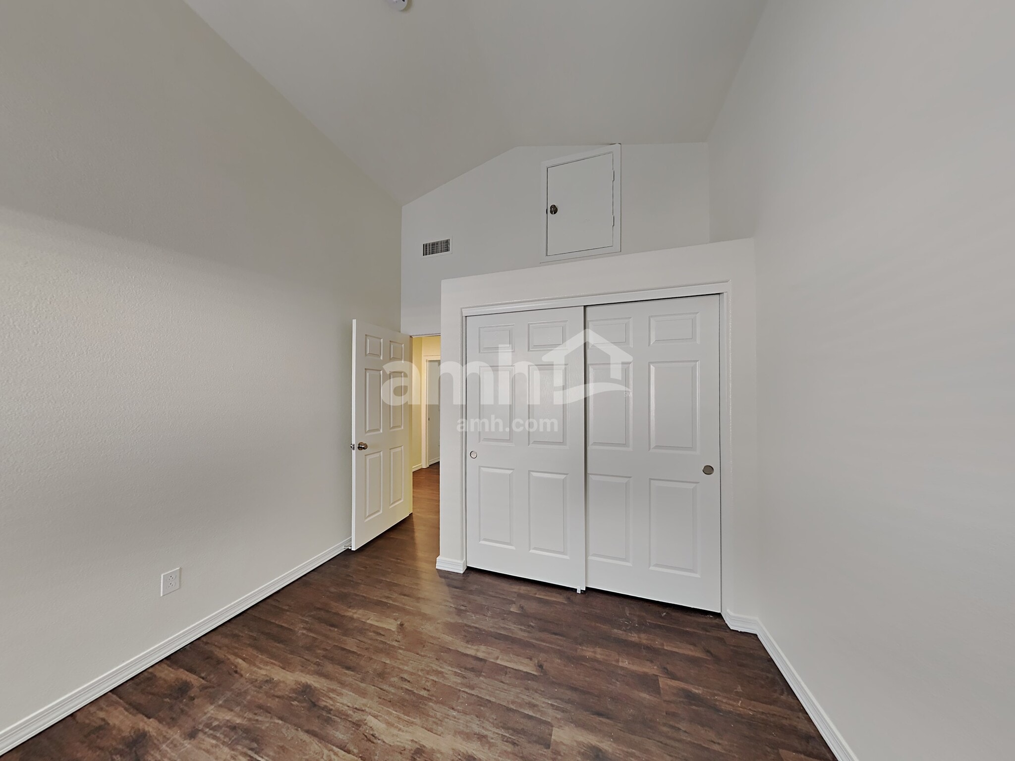 Building Photo - 2508 N 134th Ave