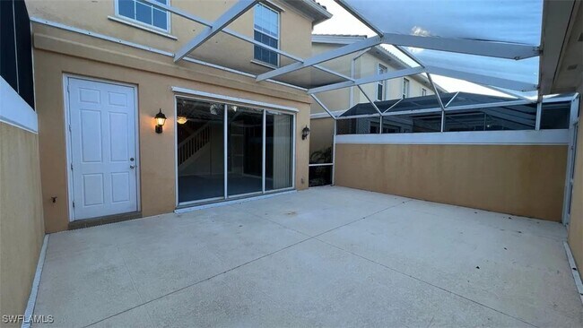 Building Photo - 28279 Jeneva Way