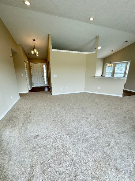 Building Photo - 4512 E Walkerton Rd