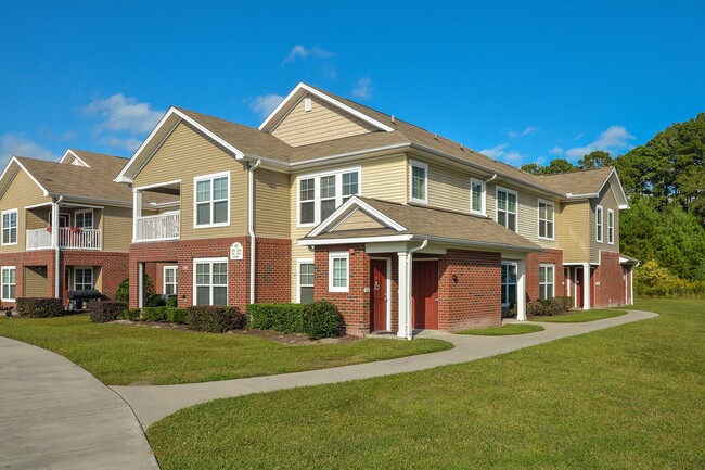 Building Photo - Alderbrook Pointe