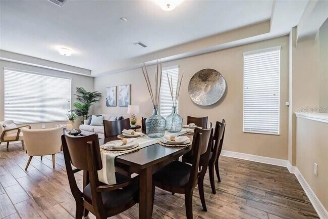 Building Photo - 27392 Cayenne Ln