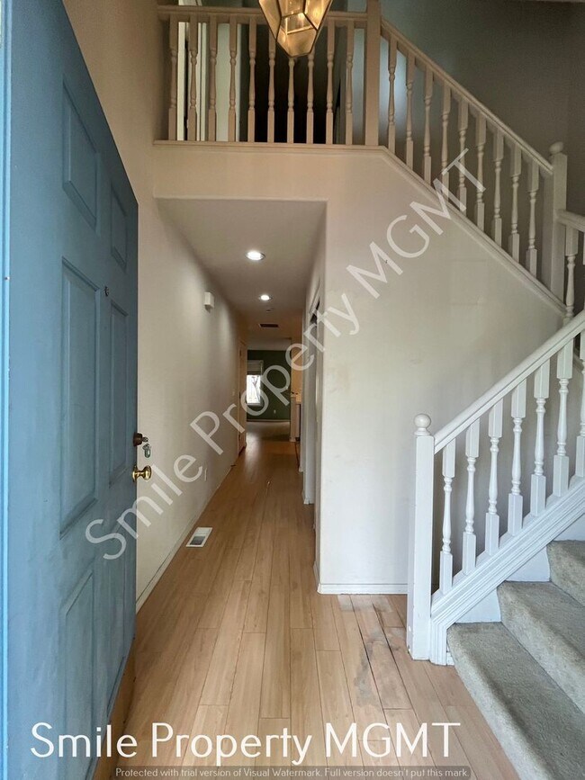 Building Photo - Spacious 3 Bedroom Home in Bethany neighborhood