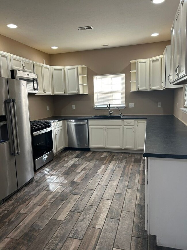 Building Photo - 3051 Bluster Ct