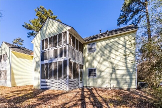 Building Photo - 295 E Burns Ct SW