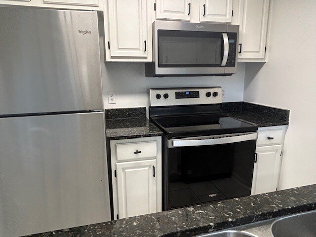 Building Photo - 4026 Calvary Rd