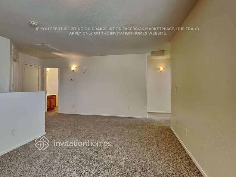 Building Photo - 6805 N 130th Ave