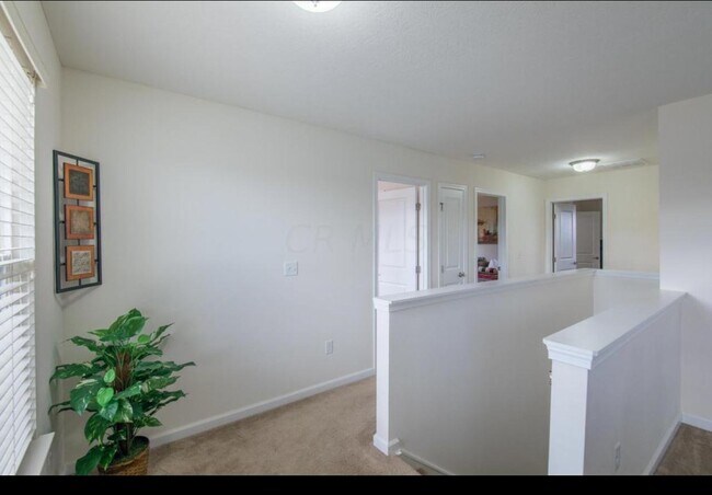 Building Photo - 6143 Brandon Dr