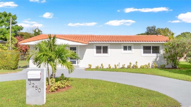 Building Photo - 3250 SW 72nd Ct