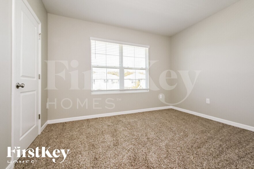 Building Photo - 152 Tierra Verde Way