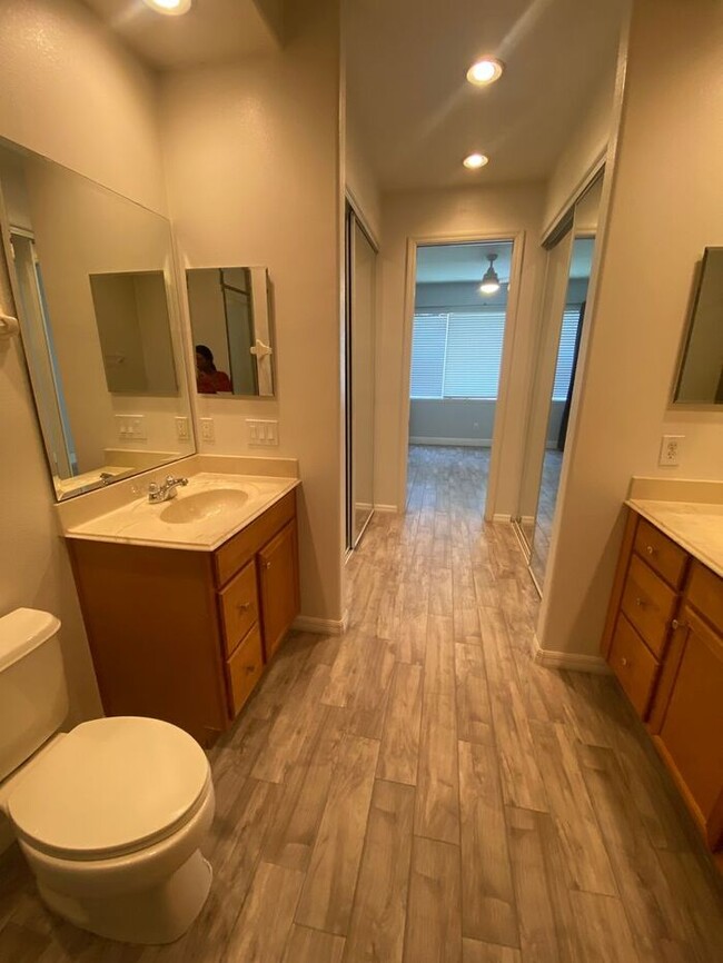 Building Photo - 3bed/2.5bath Townhome for Rent in Beautifu...