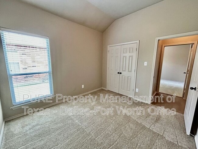 Building Photo - 1421 Piedmont Dr