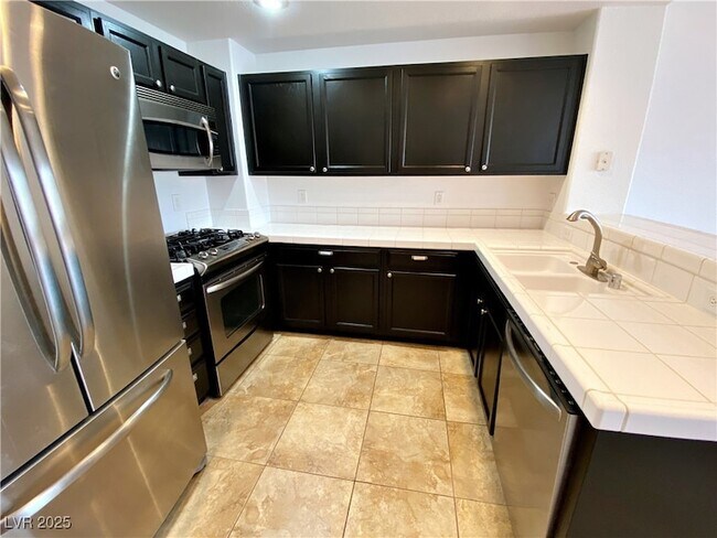 Building Photo - 10701 Pappas Ln