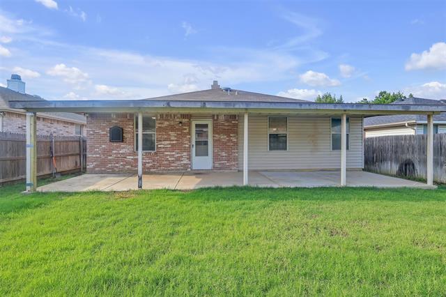 Building Photo - 4001 Country Ln