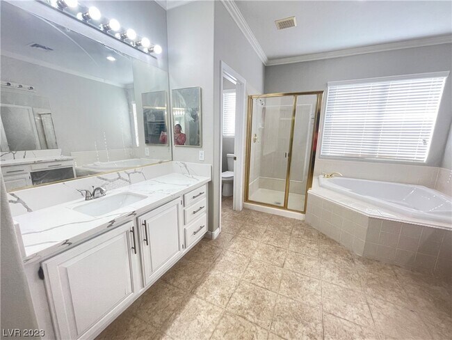 Building Photo - 1254 Autumn Wind Way