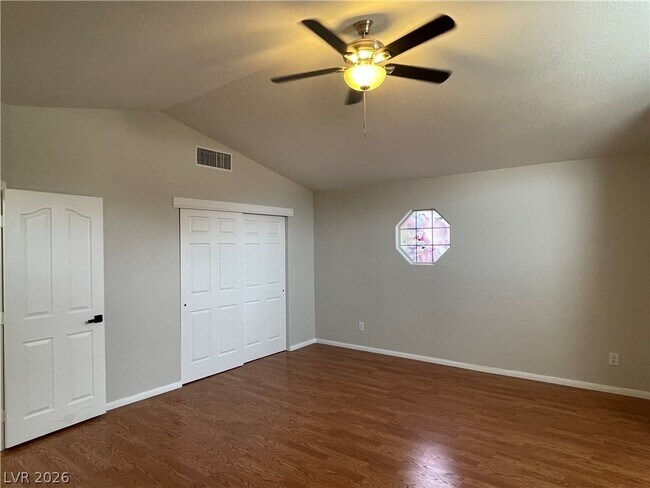 Building Photo - 9521 Scenic Sunset Dr