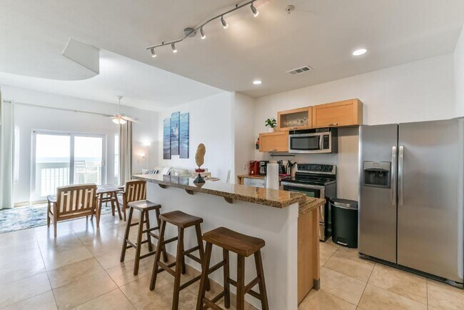 Building Photo - 9420 Seawall Blvd