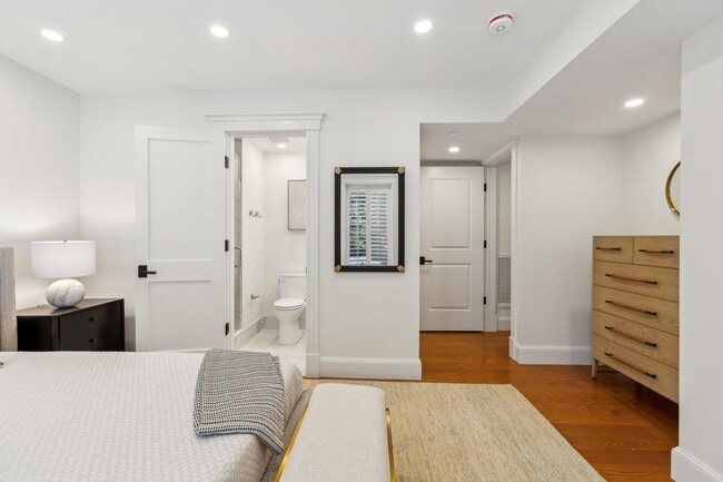 Building Photo - 1641 R St NW