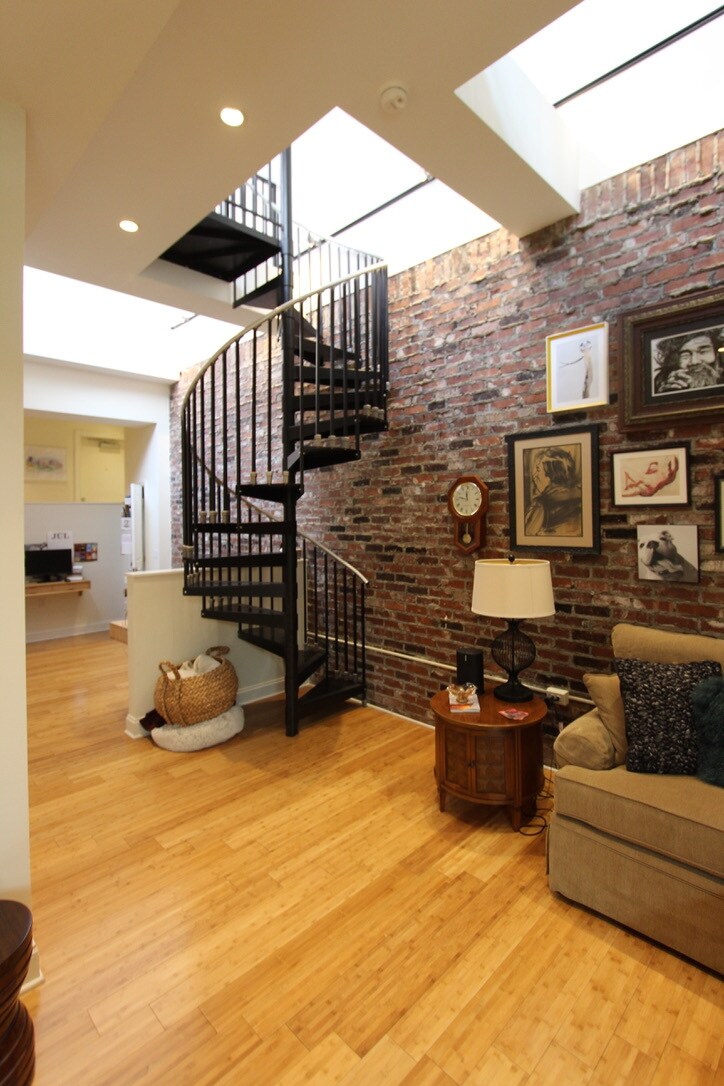 Dining Room - 139 7th St