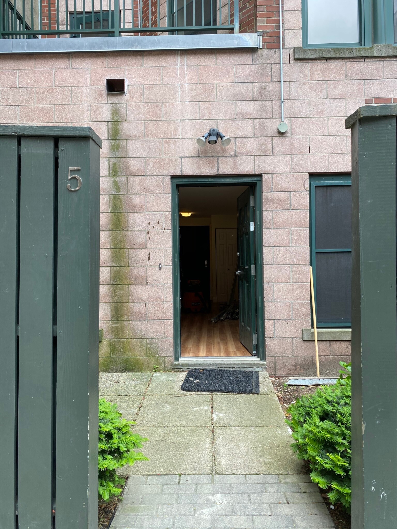 Building Photo - 409 Massachusetts Ave