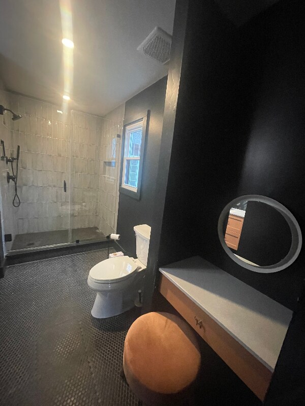 Building Photo - 2341 Santa Fe Pike