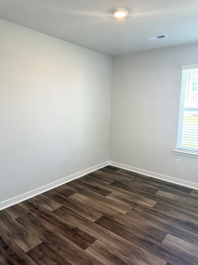 Building Photo - 600 Trotter Ridge Rd
