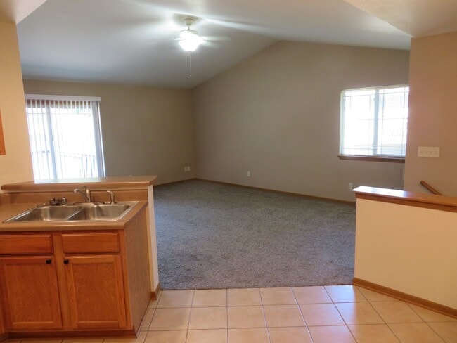 Building Photo - Raco 130/134 Nordic