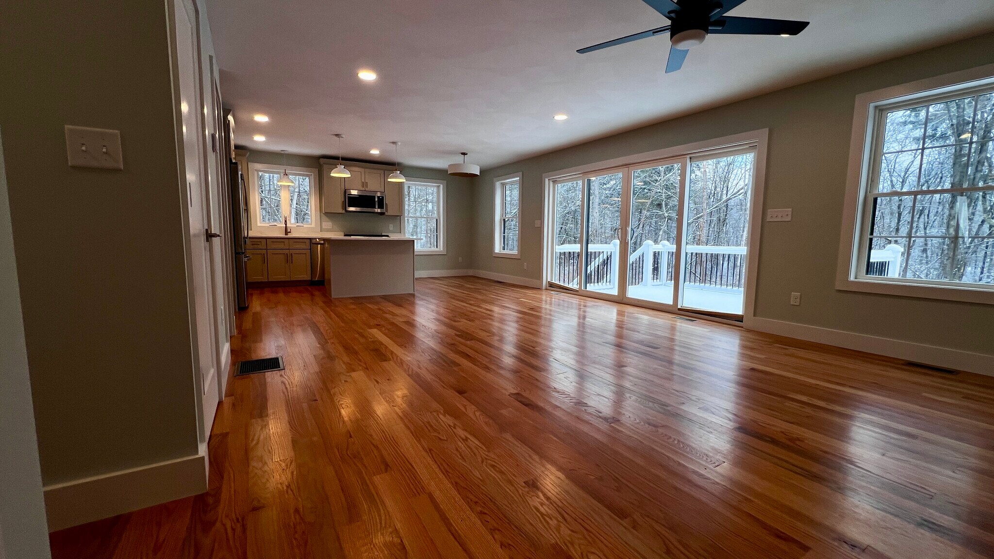 Building Photo - 5 Indian Valley Rd