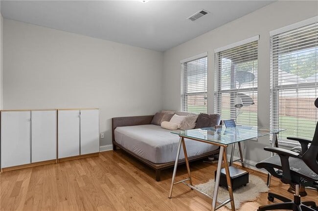 Building Photo - 2744 Blakely Dr NE