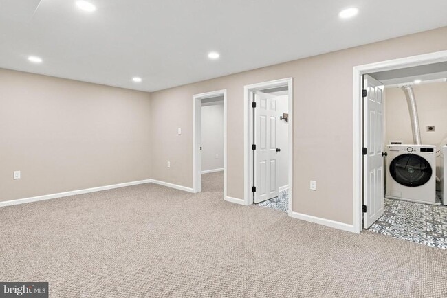 Building Photo - 11414 Bronzedale Dr