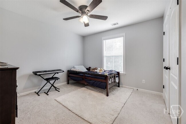 Building Photo - 114 Sams Dr