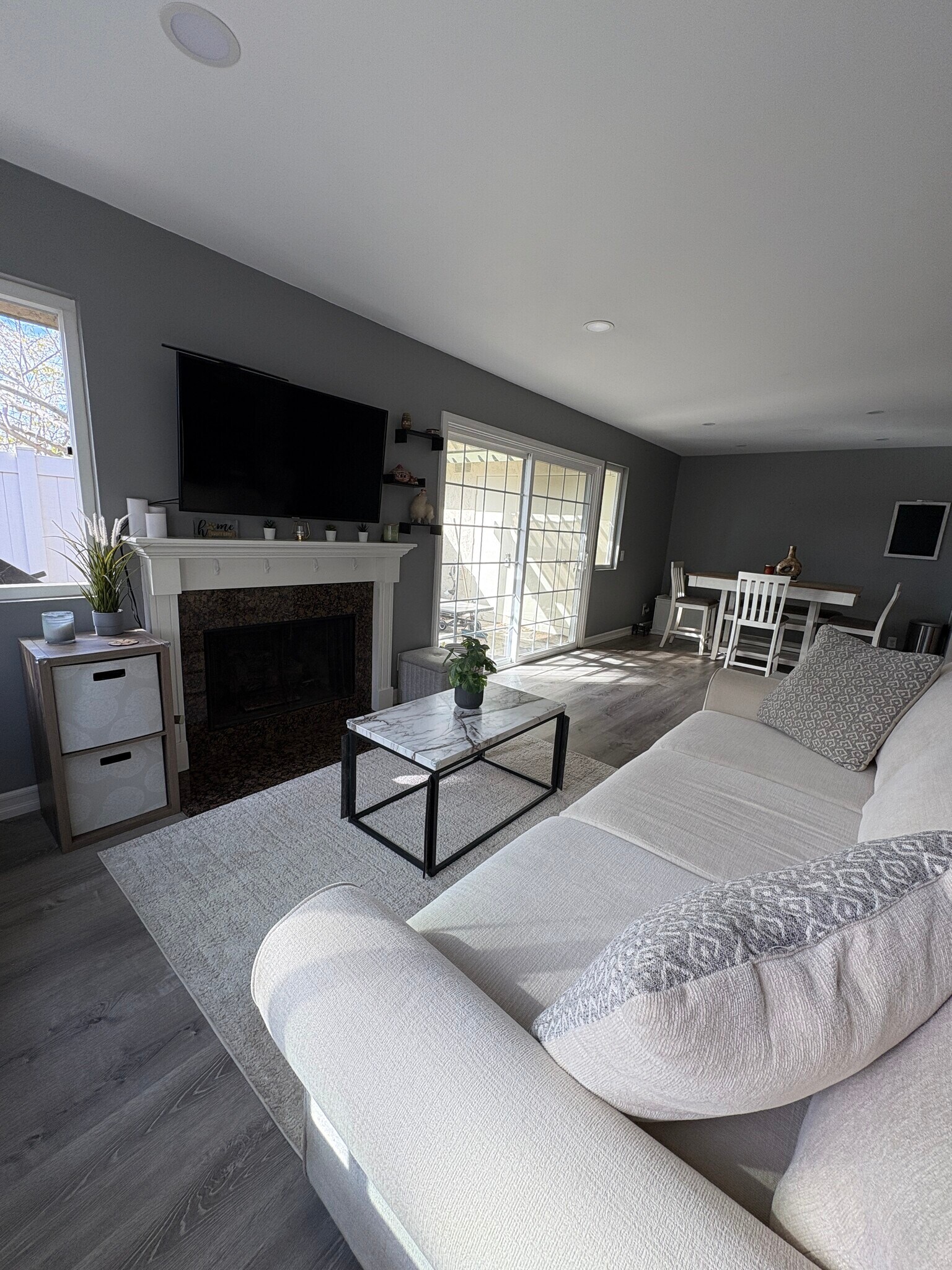 Building Photo - 136 Countrywood Ln