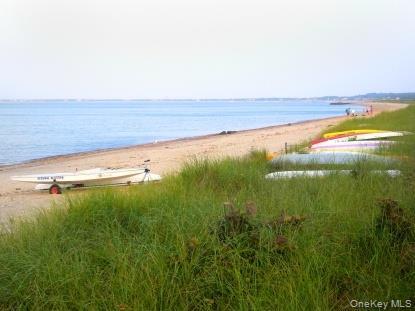 Building Photo - 123 Windward