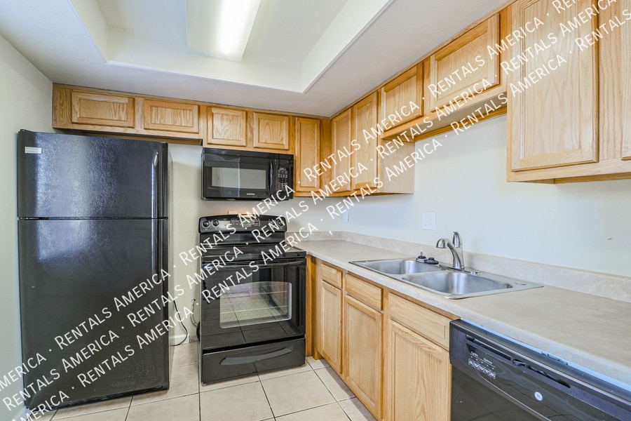 Building Photo - 4354 N 82nd St