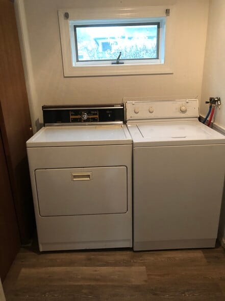 Building Photo - 37 Prizer Rd