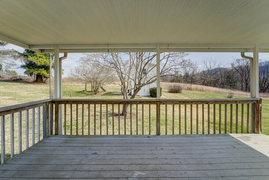Building Photo - 145 Keystone Dr