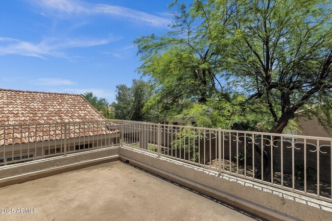 Building Photo - 4245 E Creosote Dr