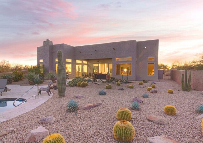 Building Photo - 7970 E Las Piedras Way