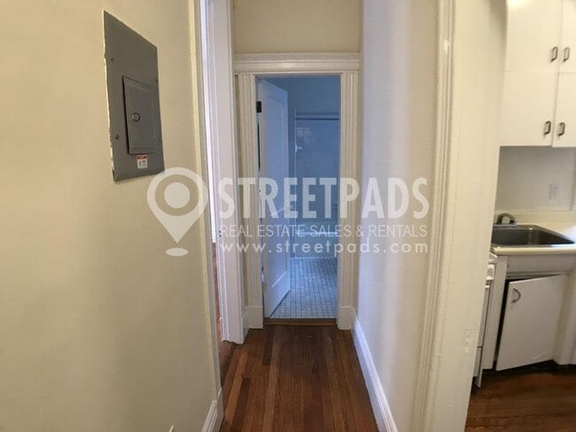 Building Photo - 1 bedroom in Boston MA 02215