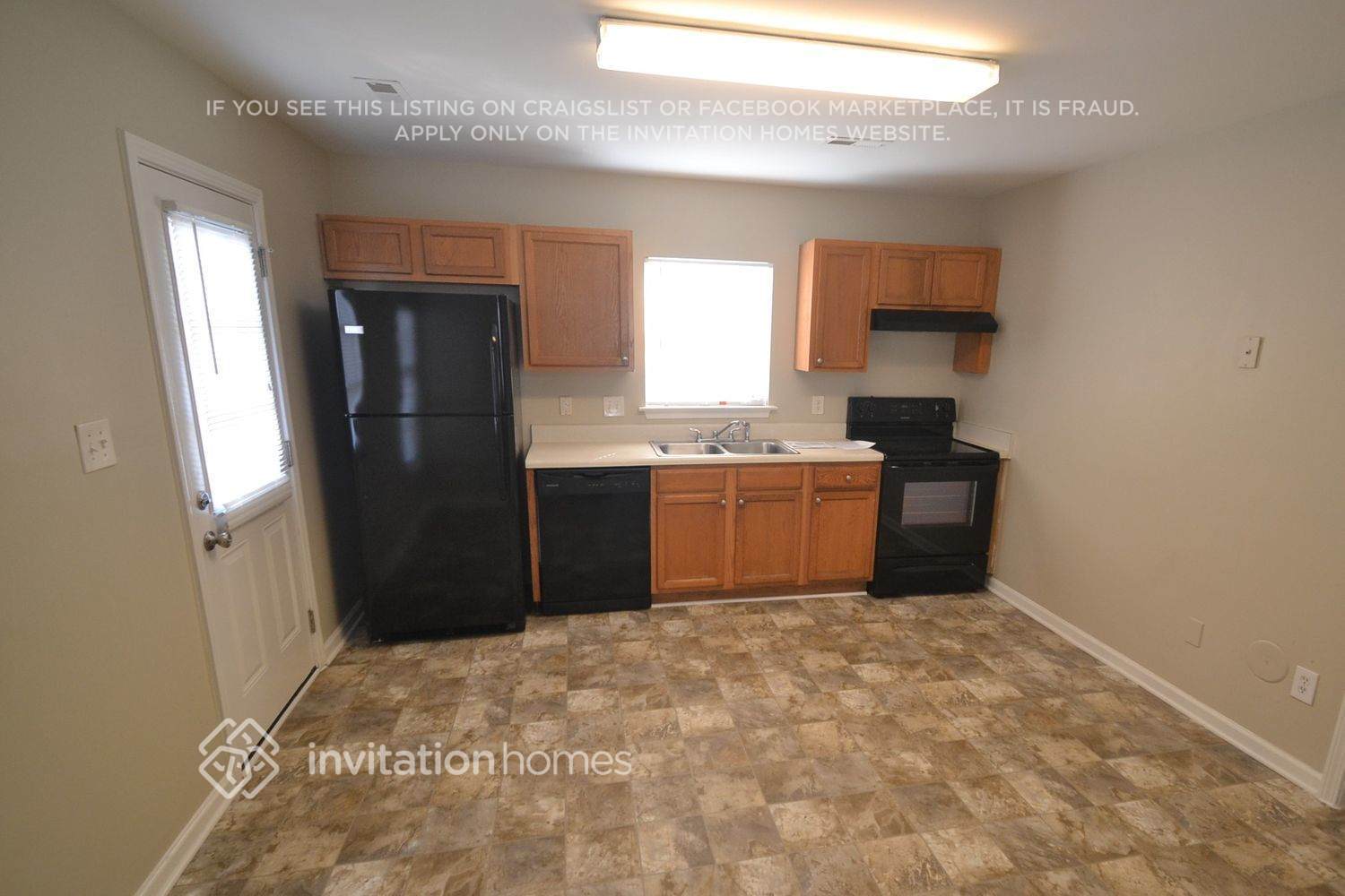 Building Photo - 1046 Brianna Way