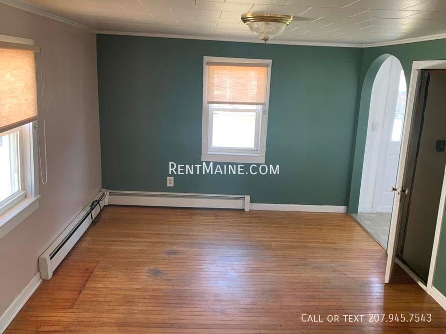 Building Photo - 322 Grove St