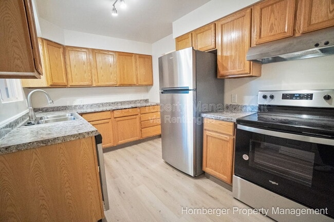 Building Photo - 5126 W Princeton Pl