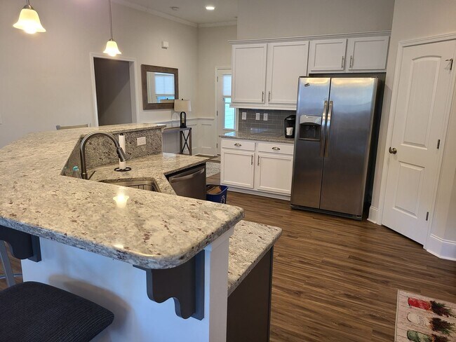 Building Photo - 3 Bedroom 2 bath home - The Landing at Mil...