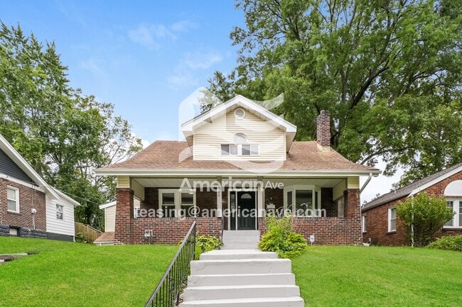 Building Photo - 8248 Monroe Ave