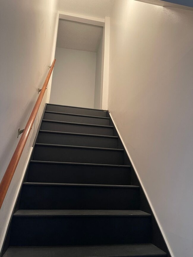 Building Photo - Village of Carthage Rental